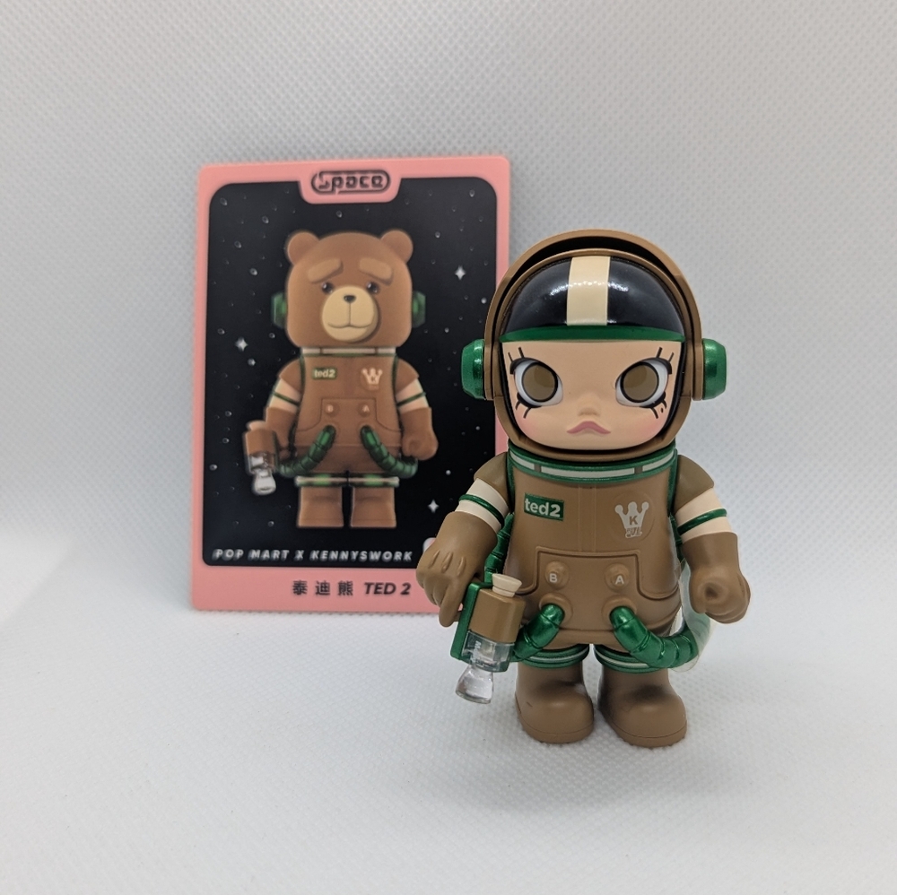 POP MART Mega Space Molly 100% Series 3 - TED 2 - Picture 3 of 4